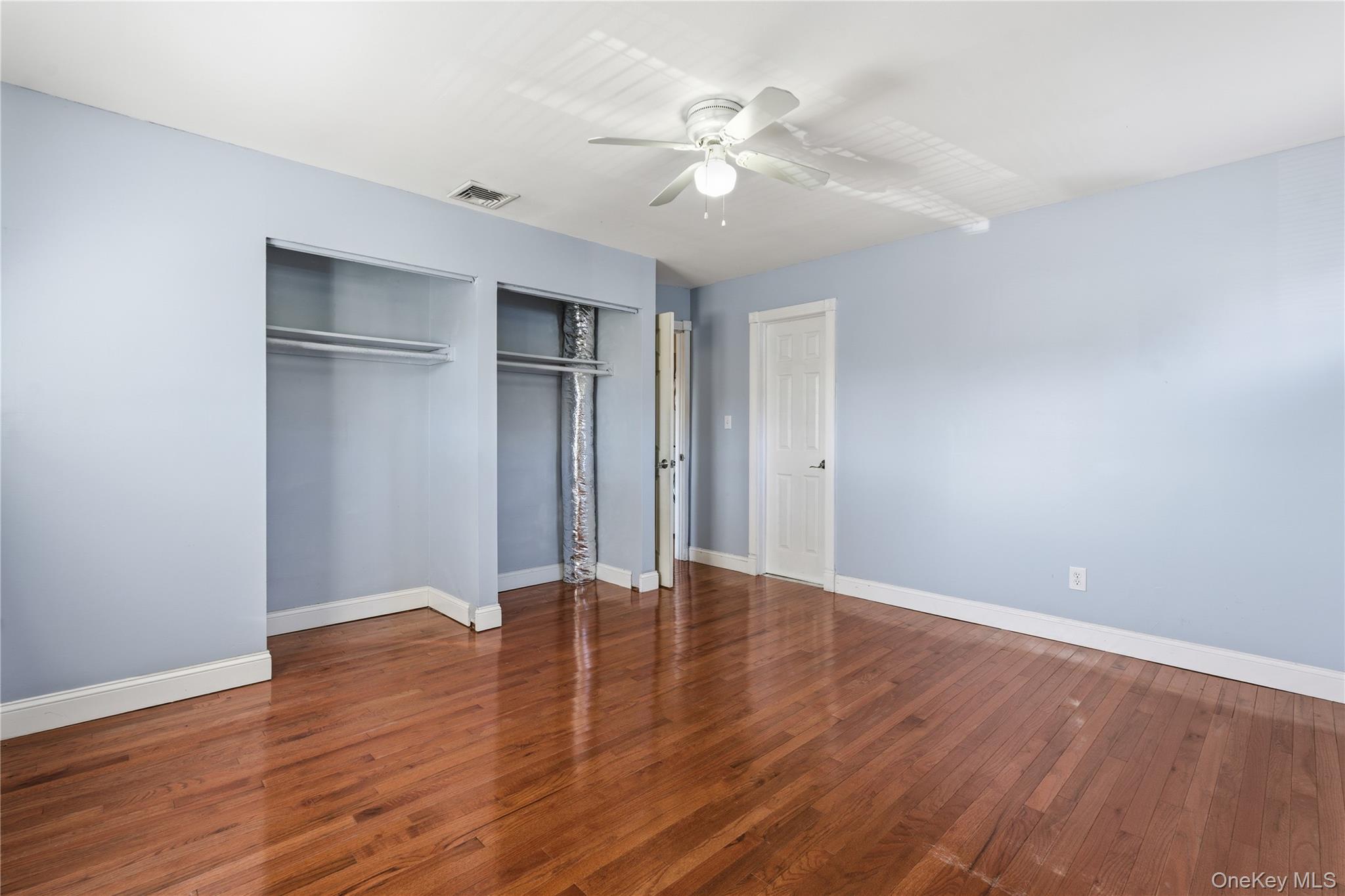 #9 photo, 3 Date Street, Central Islip , NY 11722