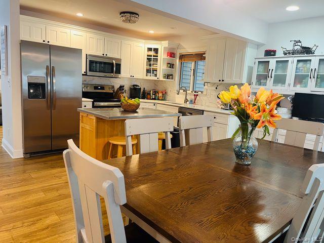 #11 photo, 219 Litchfield Avenue, Babylon , NY 11702