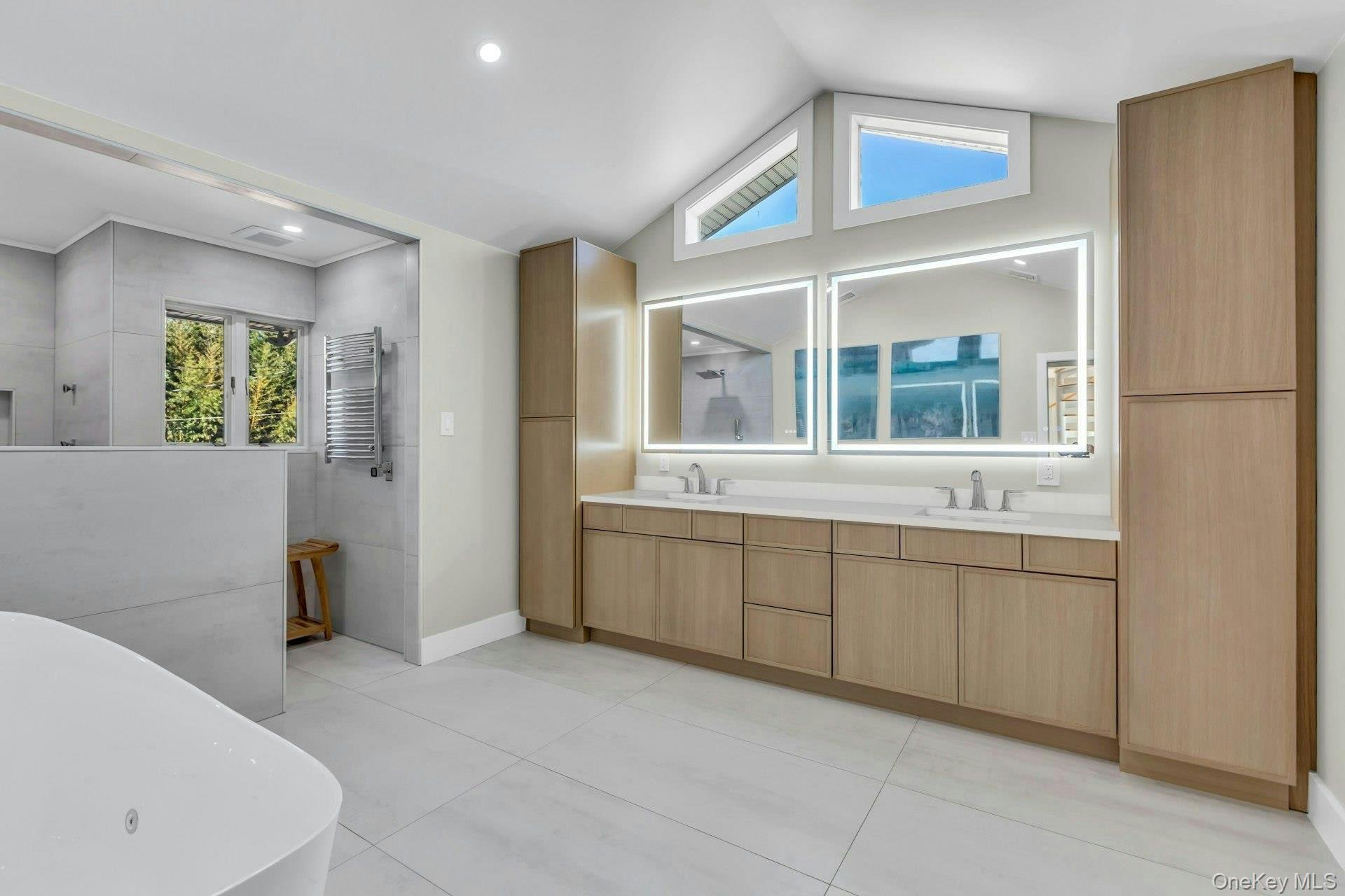 #16 photo, 270 Edgewater Avenue, Bayport , NY 11705