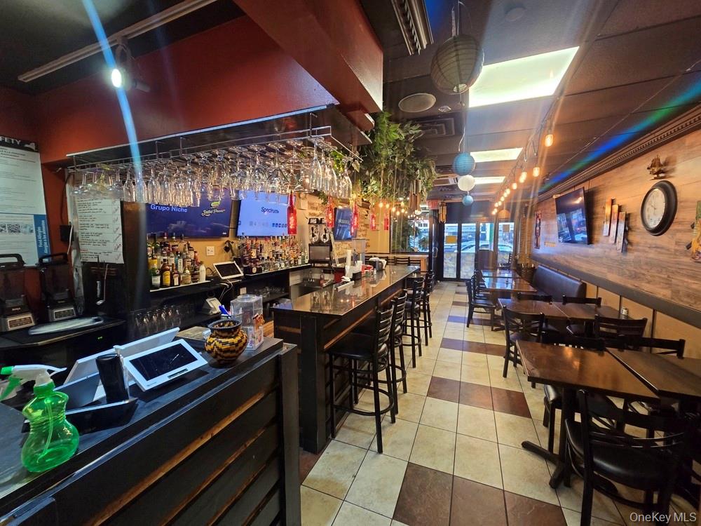 #13 photo, 79-09 Roosevelt Avenue, クイーンズ区 Jackson Heights , NY 11372