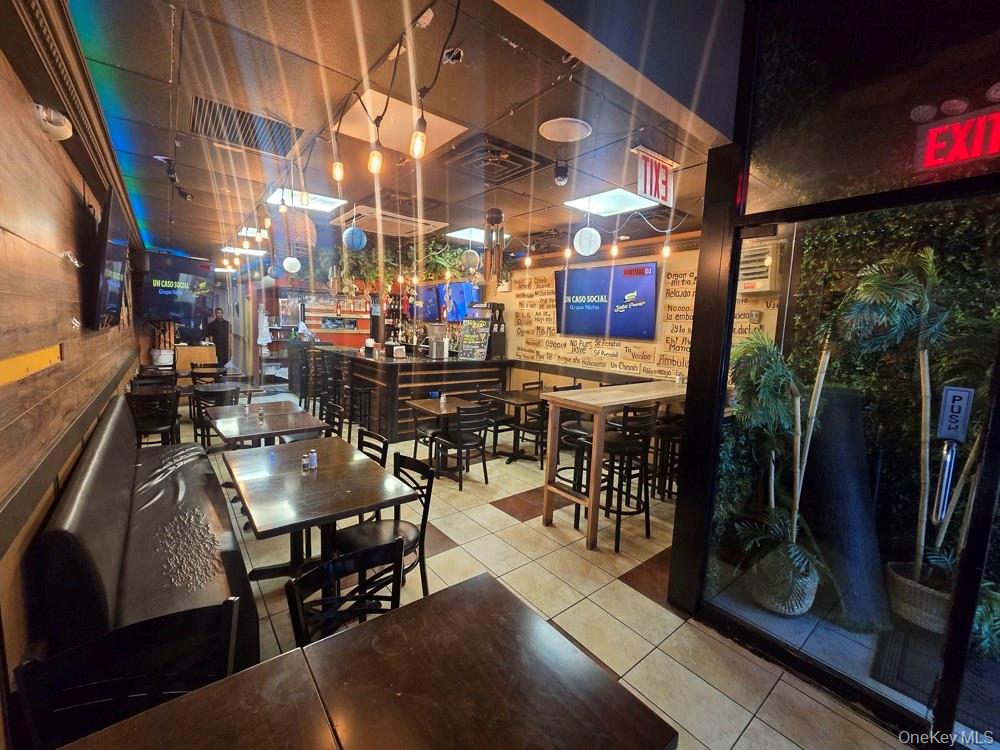 #17 photo, 79-09 Roosevelt Avenue, クイーンズ区 Jackson Heights , NY 11372