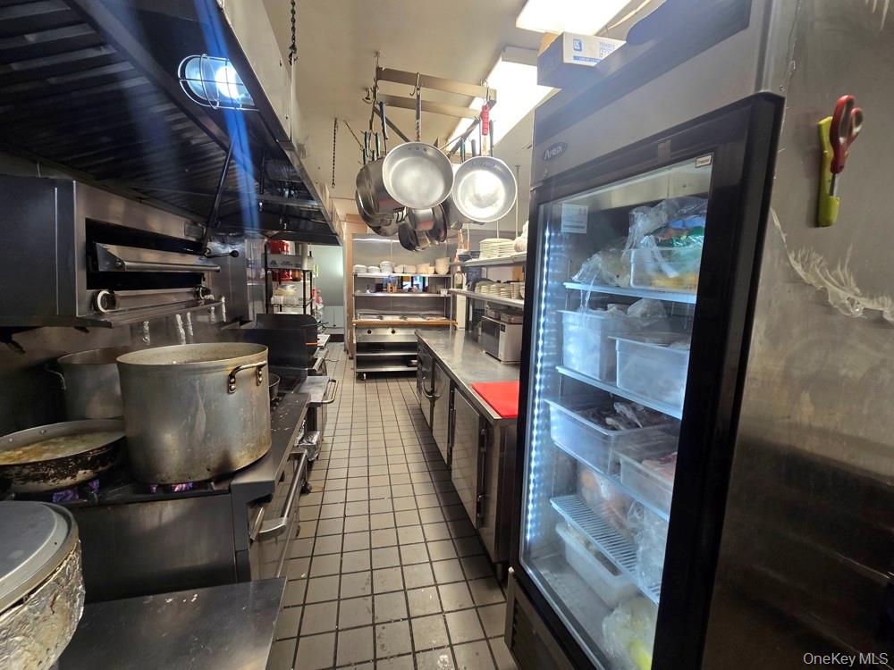 #20 photo, 79-09 Roosevelt Avenue, クイーンズ区 Jackson Heights , NY 11372