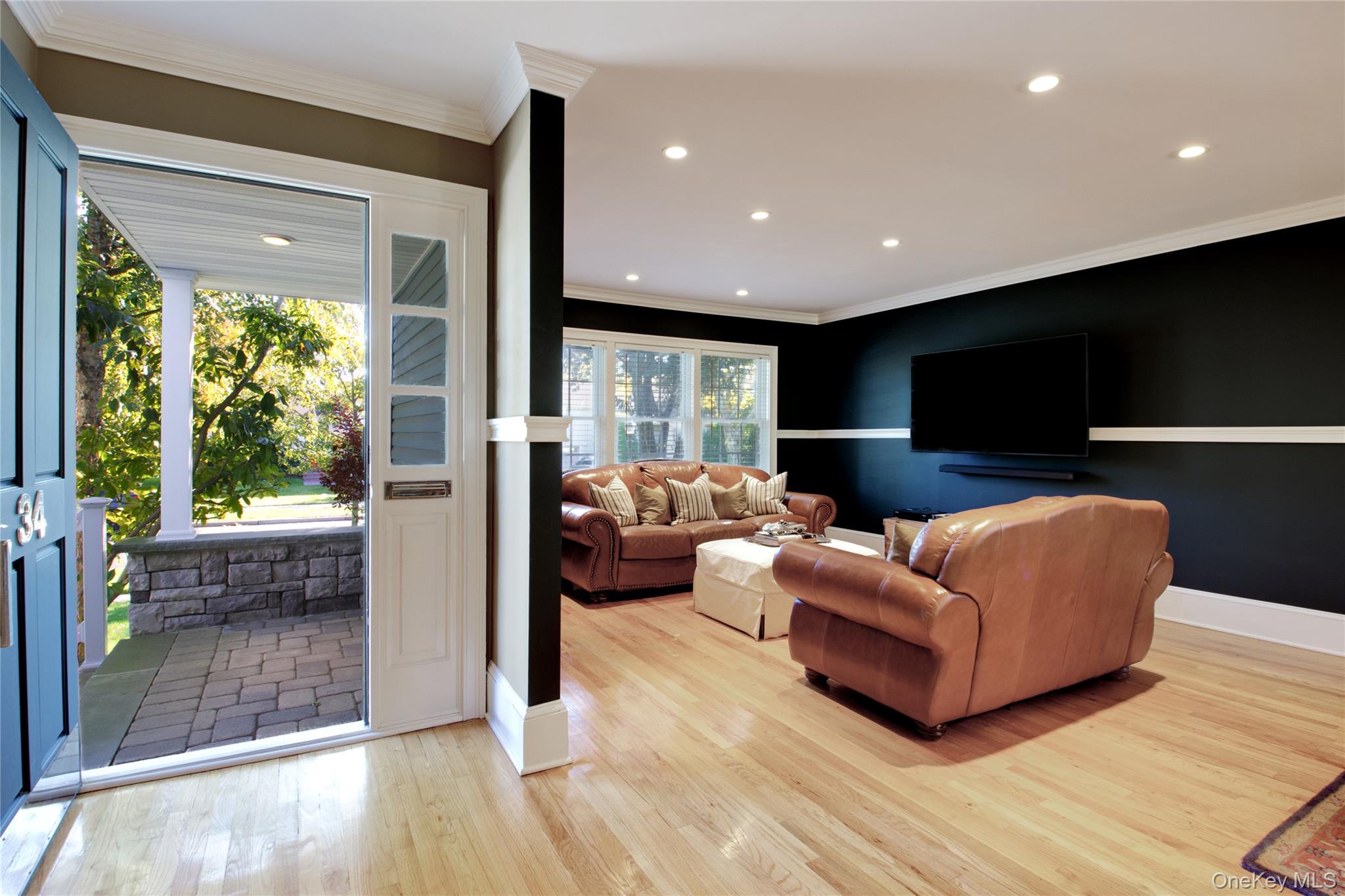 #10 photo, 34 East Drive, ナッソー郡 Garden City , NY 11530