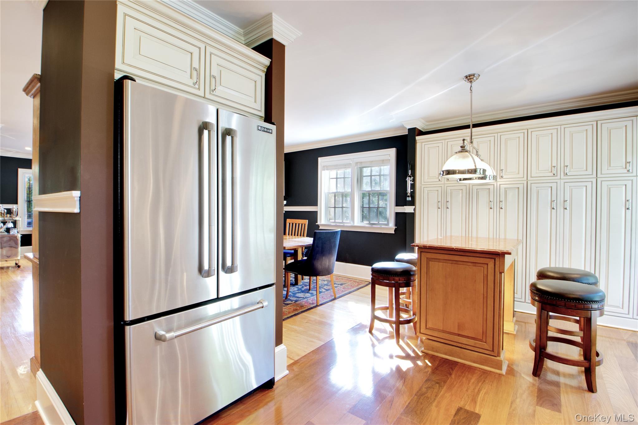 #19 photo, 34 East Drive, ナッソー郡 Garden City , NY 11530