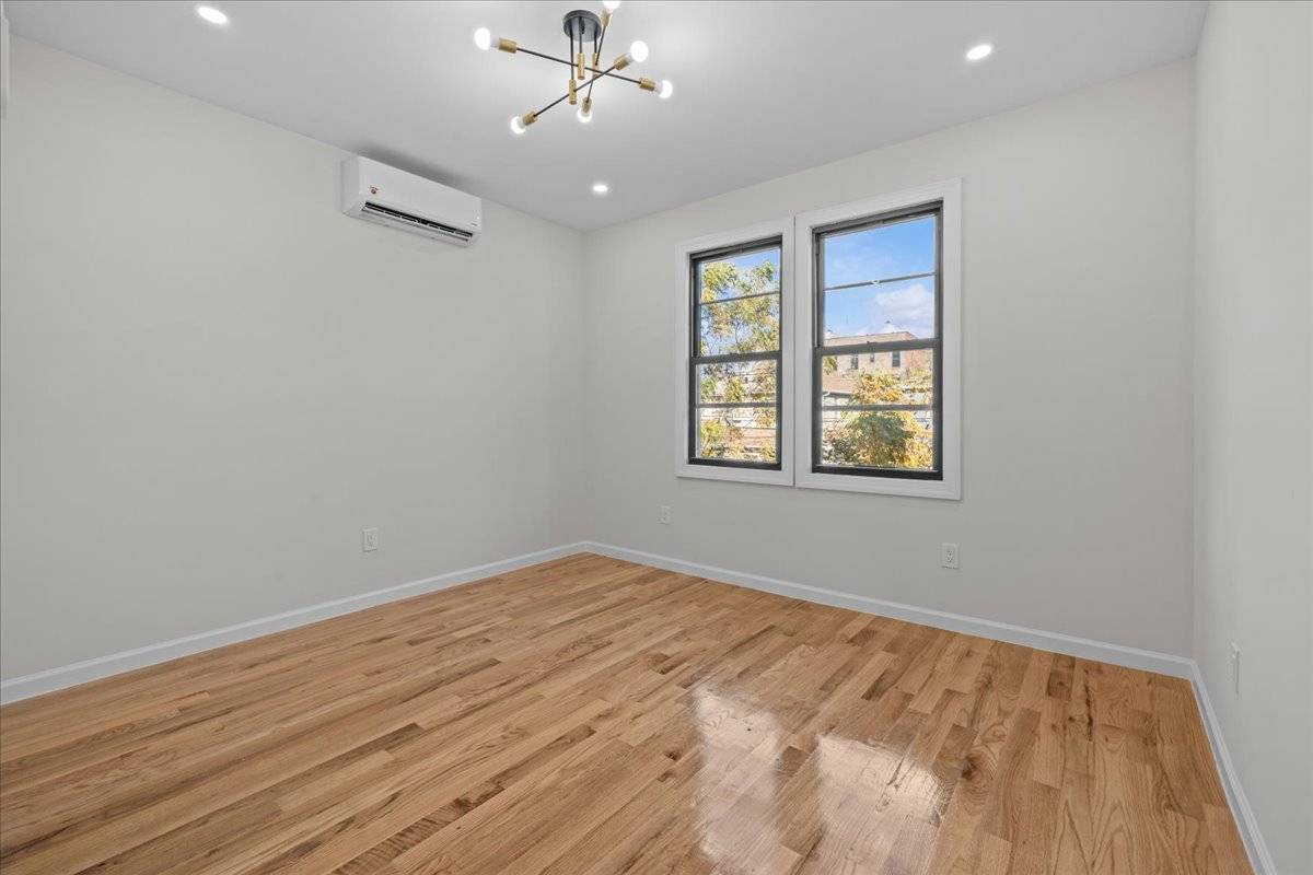 #9 photo, 342 east 55  street, ブルックリン区 East Flatbush , NY 11203