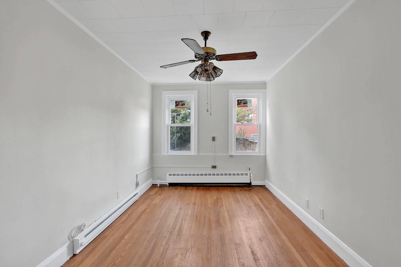 #12 photo, 2065 E 38th St, ブルックリン区 Marine Park , NY 11234