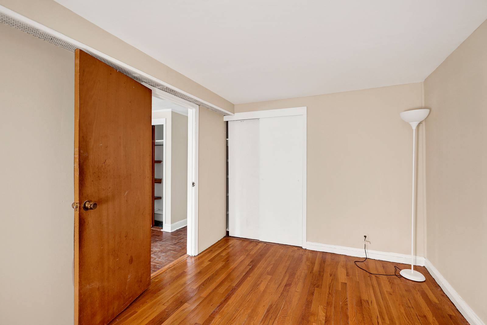 #17 photo, 2065 E 38th St, ブルックリン区 Marine Park , NY 11234