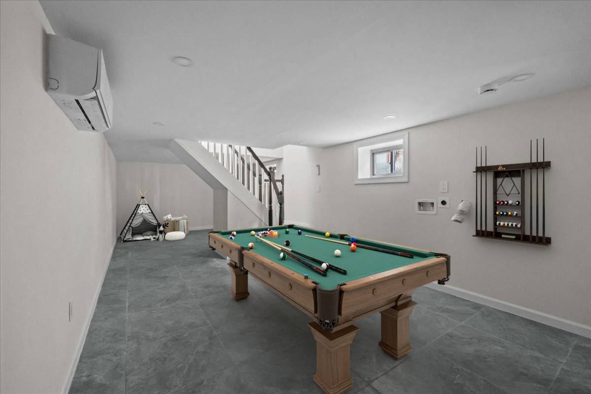 #5 photo, 1130 east 42, ブルックリン区 Flatlands , NY 11210