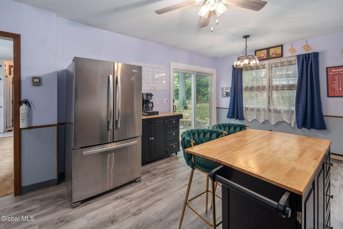 #16 photo, 1356 Lexington Avenue, Schenectady , NY 12309