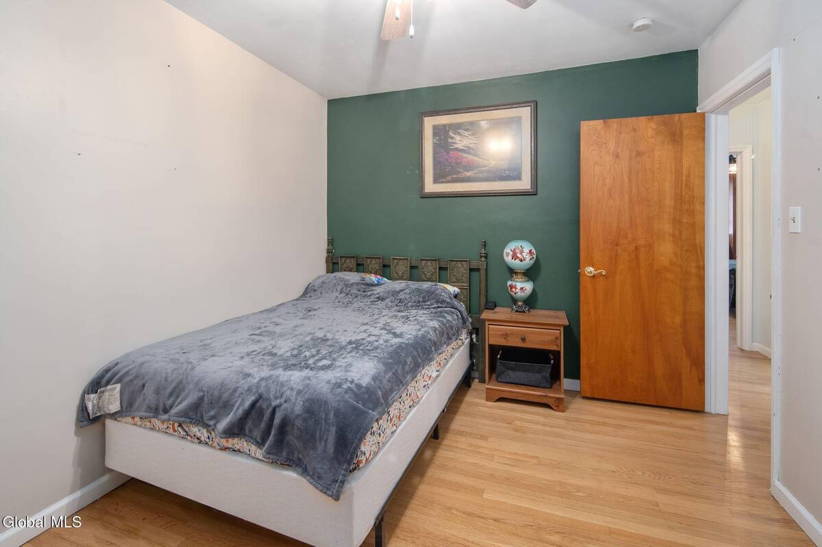 #22 photo, 1356 Lexington Avenue, Schenectady , NY 12309