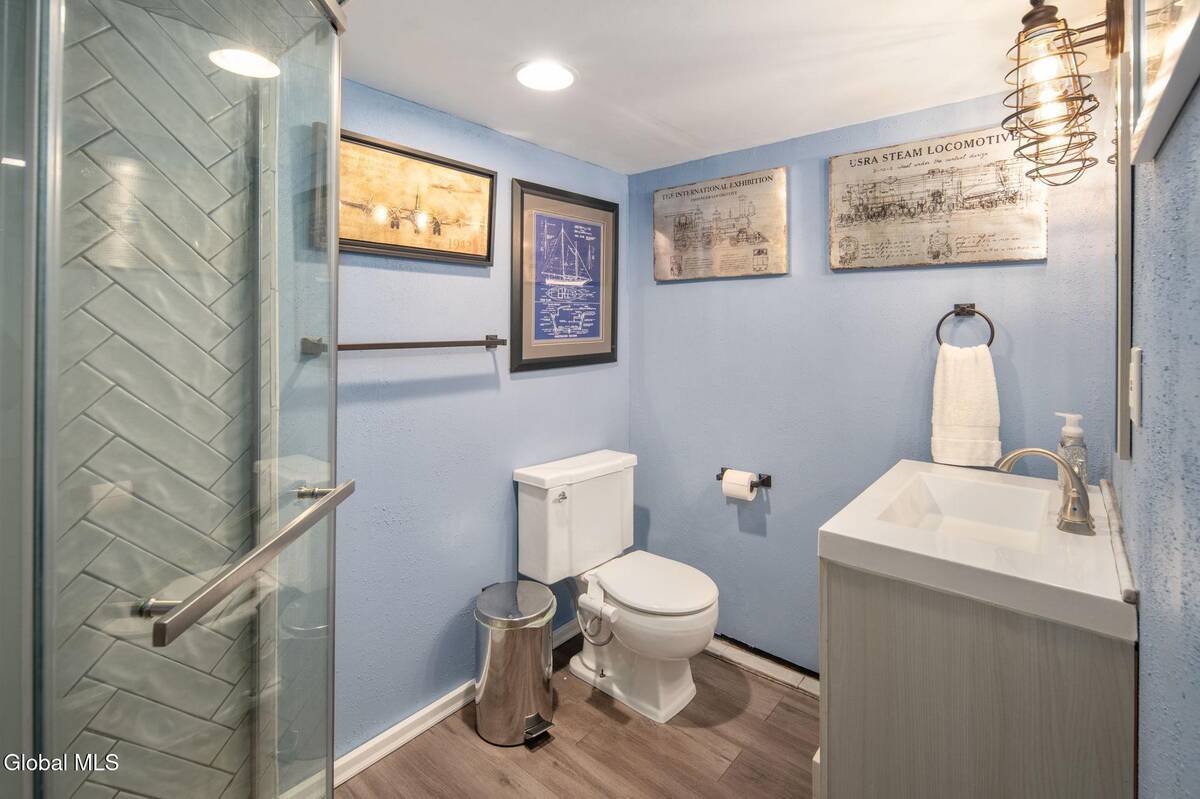 #34 photo, 1356 Lexington Avenue, Schenectady , NY 12309