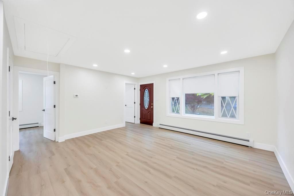 #10 photo, 34 Ormond Avenue, Selden , NY 11784