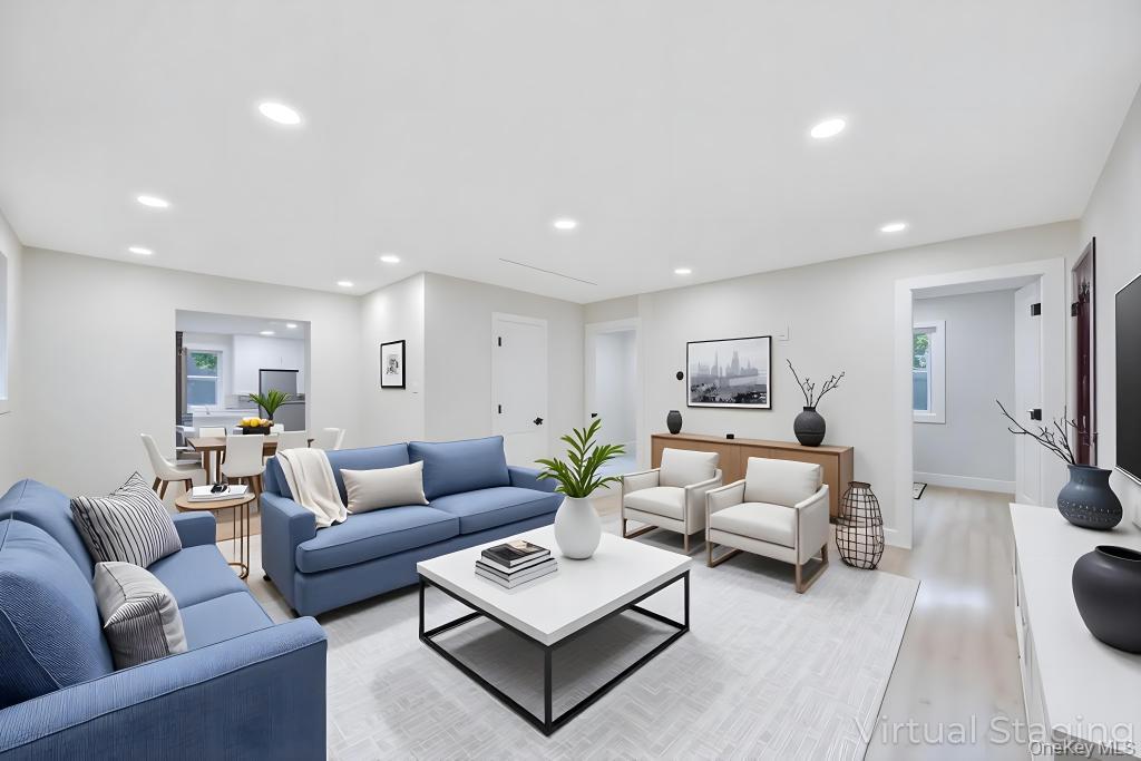 #13 photo, 34 Ormond Avenue, Selden , NY 11784