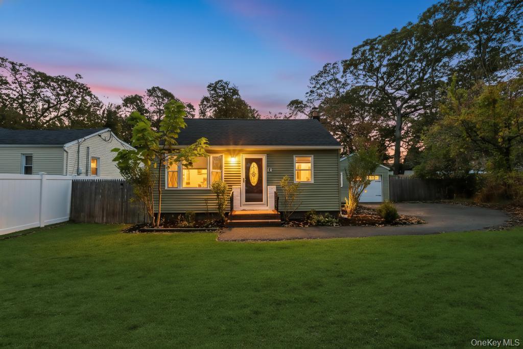 #2 photo, 34 Ormond Avenue, Selden , NY 11784