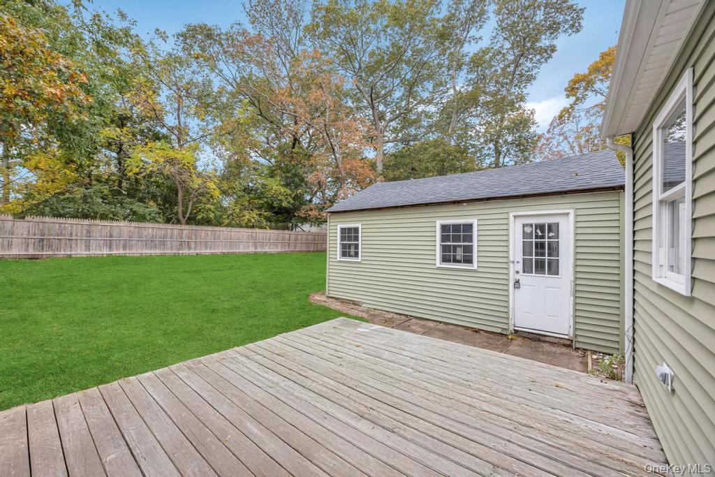 #20 photo, 34 Ormond Avenue, Selden , NY 11784