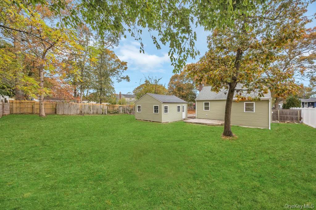 #21 photo, 34 Ormond Avenue, Selden , NY 11784