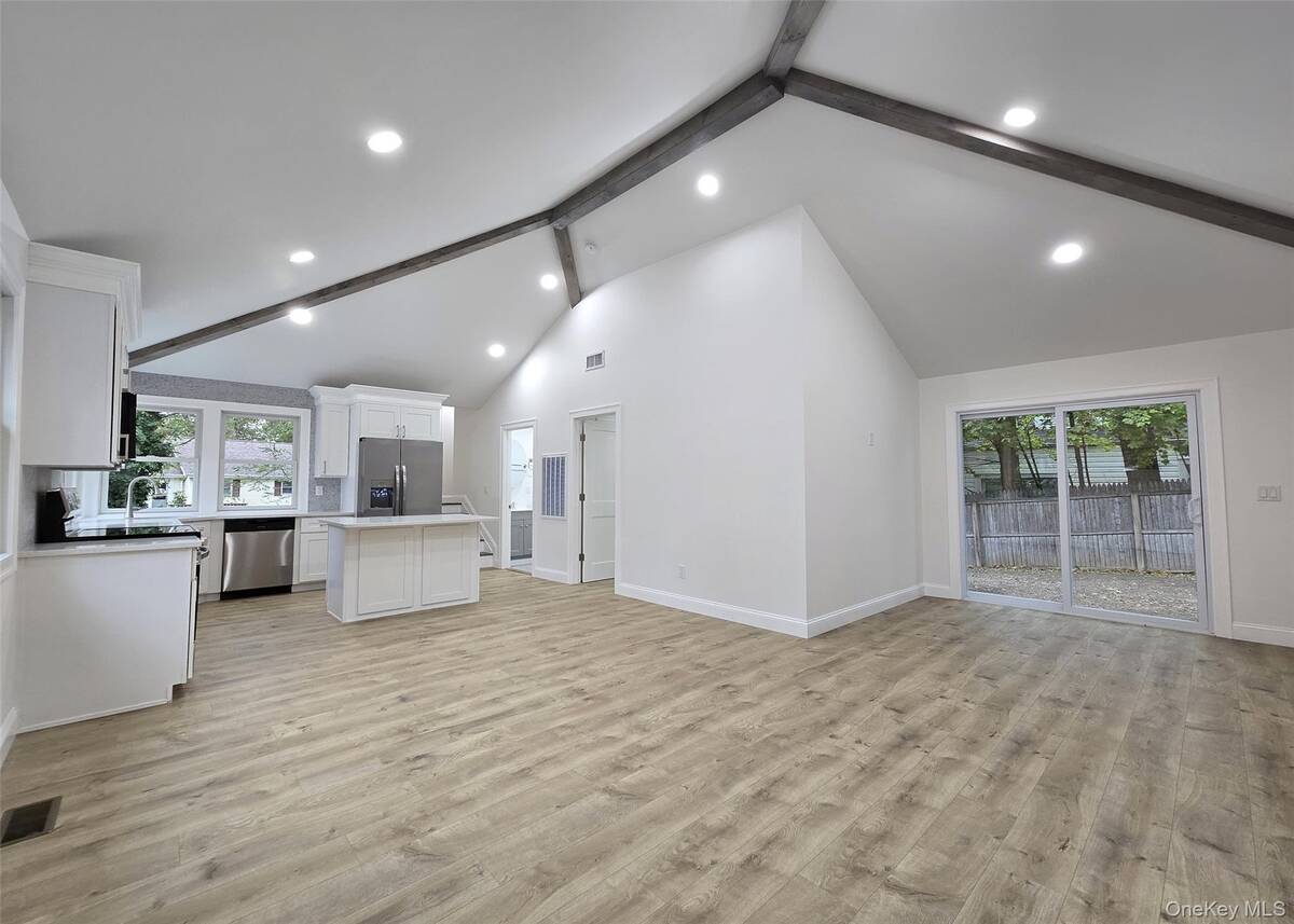 #1 photo, 55 Hickory Road, Rocky Point , NY 11778