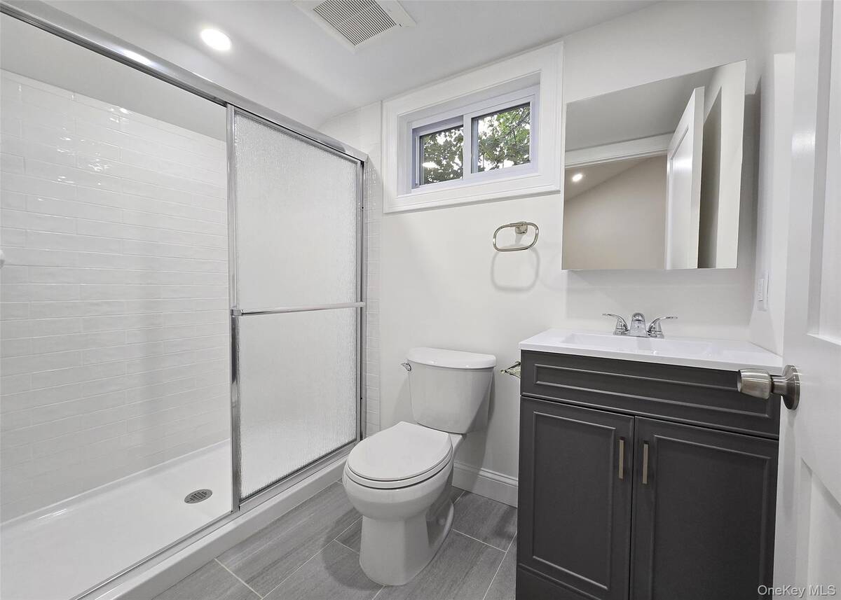 #11 photo, 55 Hickory Road, Rocky Point , NY 11778