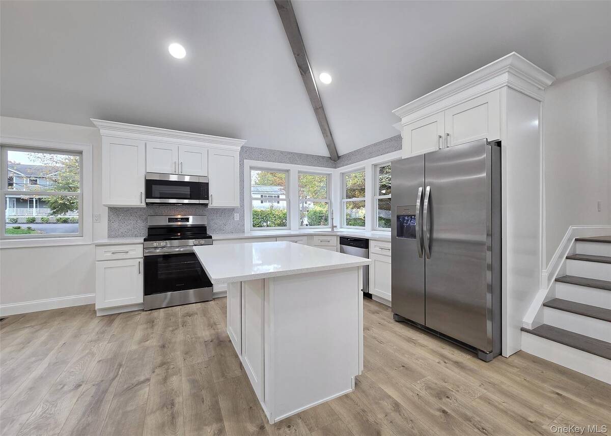 #6 photo, 55 Hickory Road, Rocky Point , NY 11778