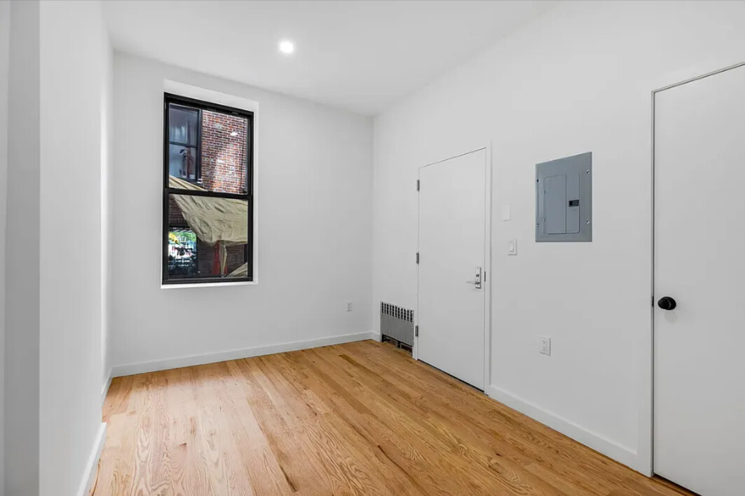 #4 photo, 259 4TH Avenue, Park Slope , NY 11215