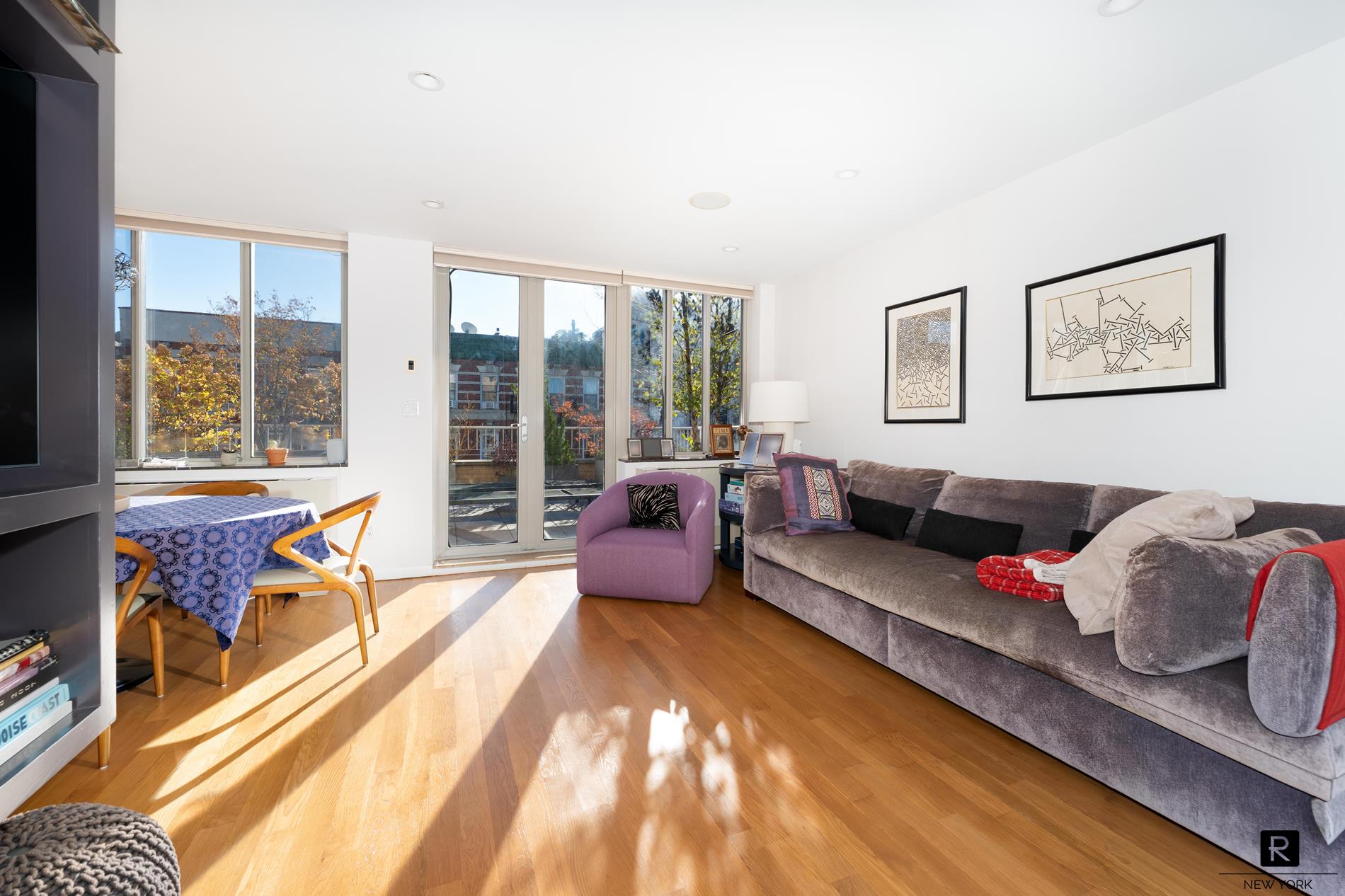 #8 photo, 525 E 11th Street, マンハッタン E. Greenwich Village , NY 10009