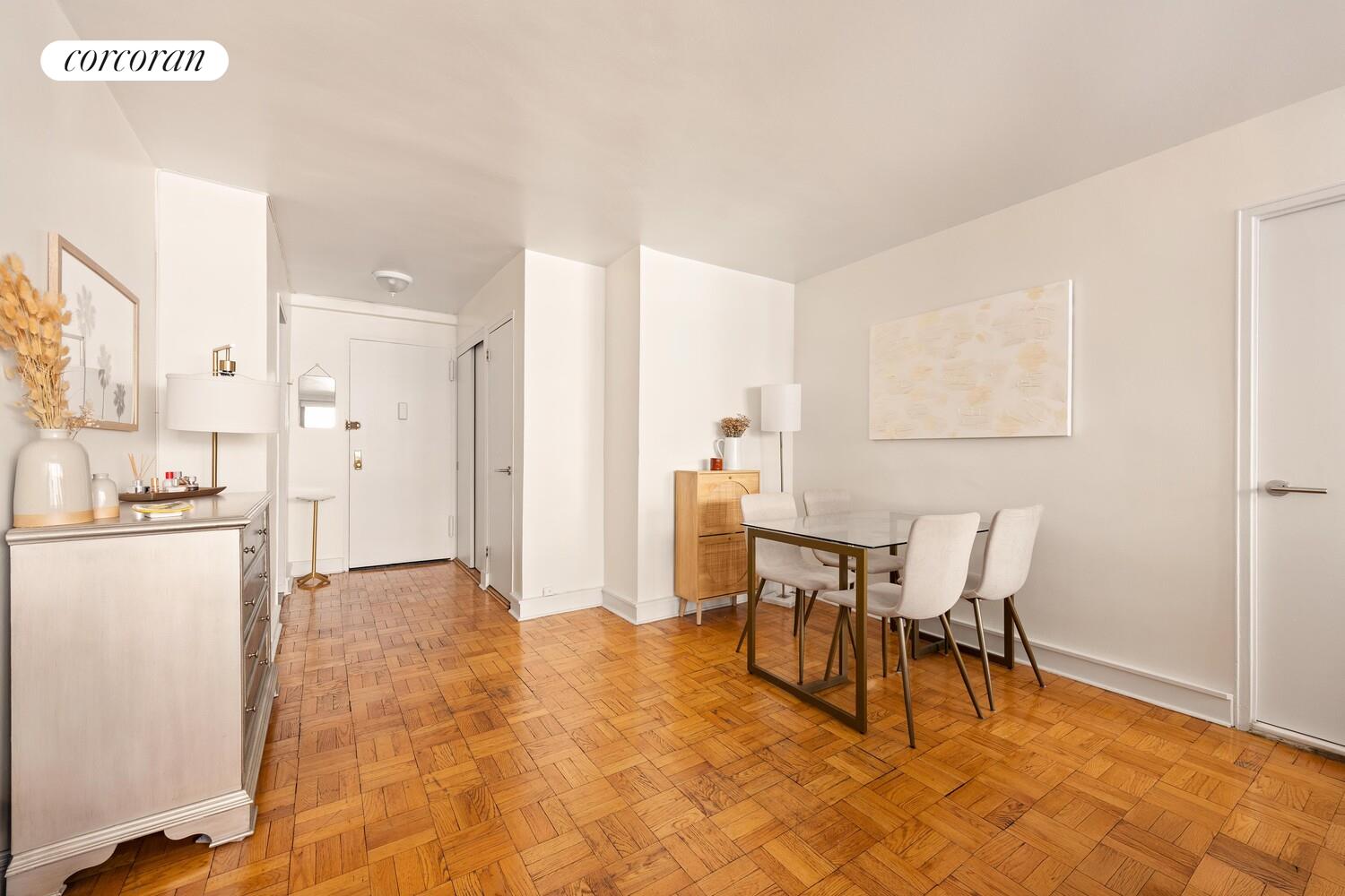 #4 photo, 209 E 56TH Street, マンハッタン Sutton Place , NY 10022
