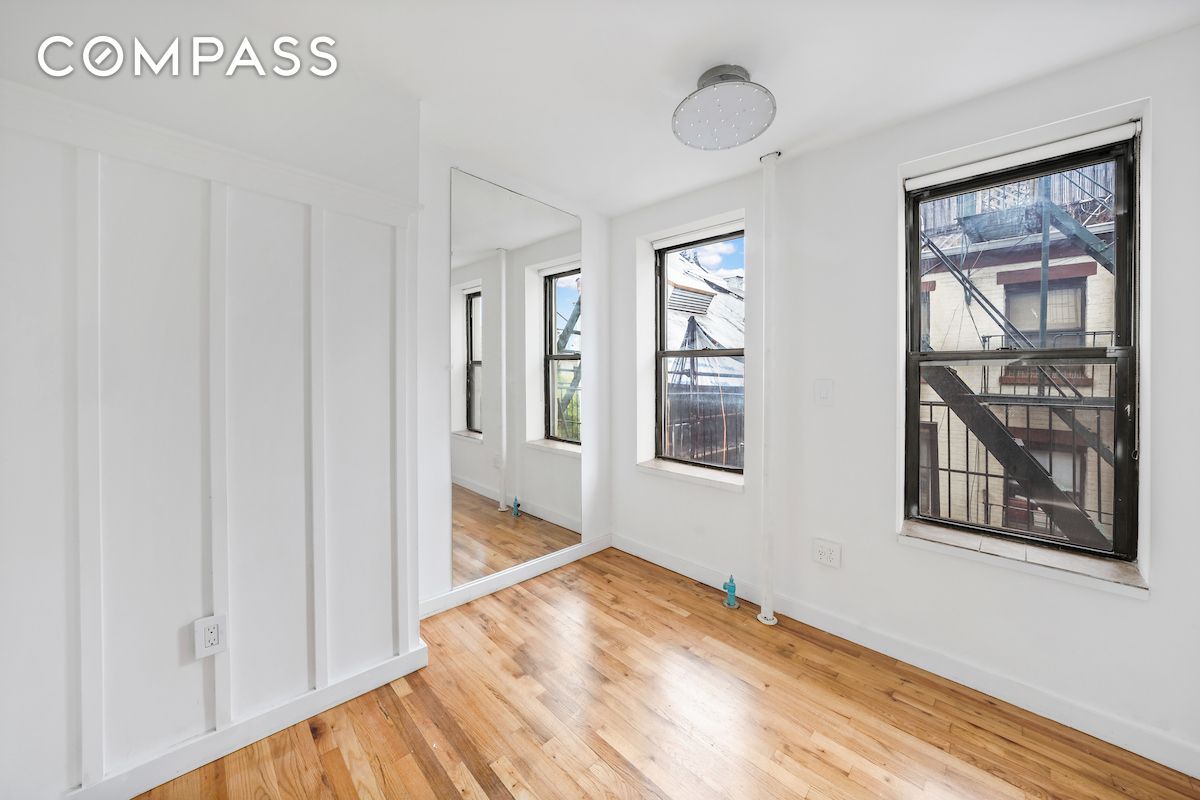 #10 photo, 170 Norfolk Street, Lower East Side , NY 10002