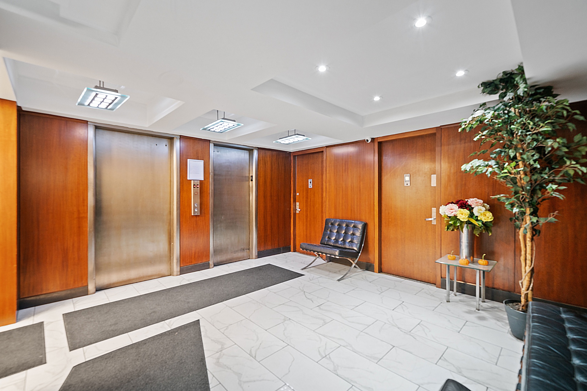 #4 photo, 335 E 51st Street, マンハッタン Turtle Bay , NY 10022