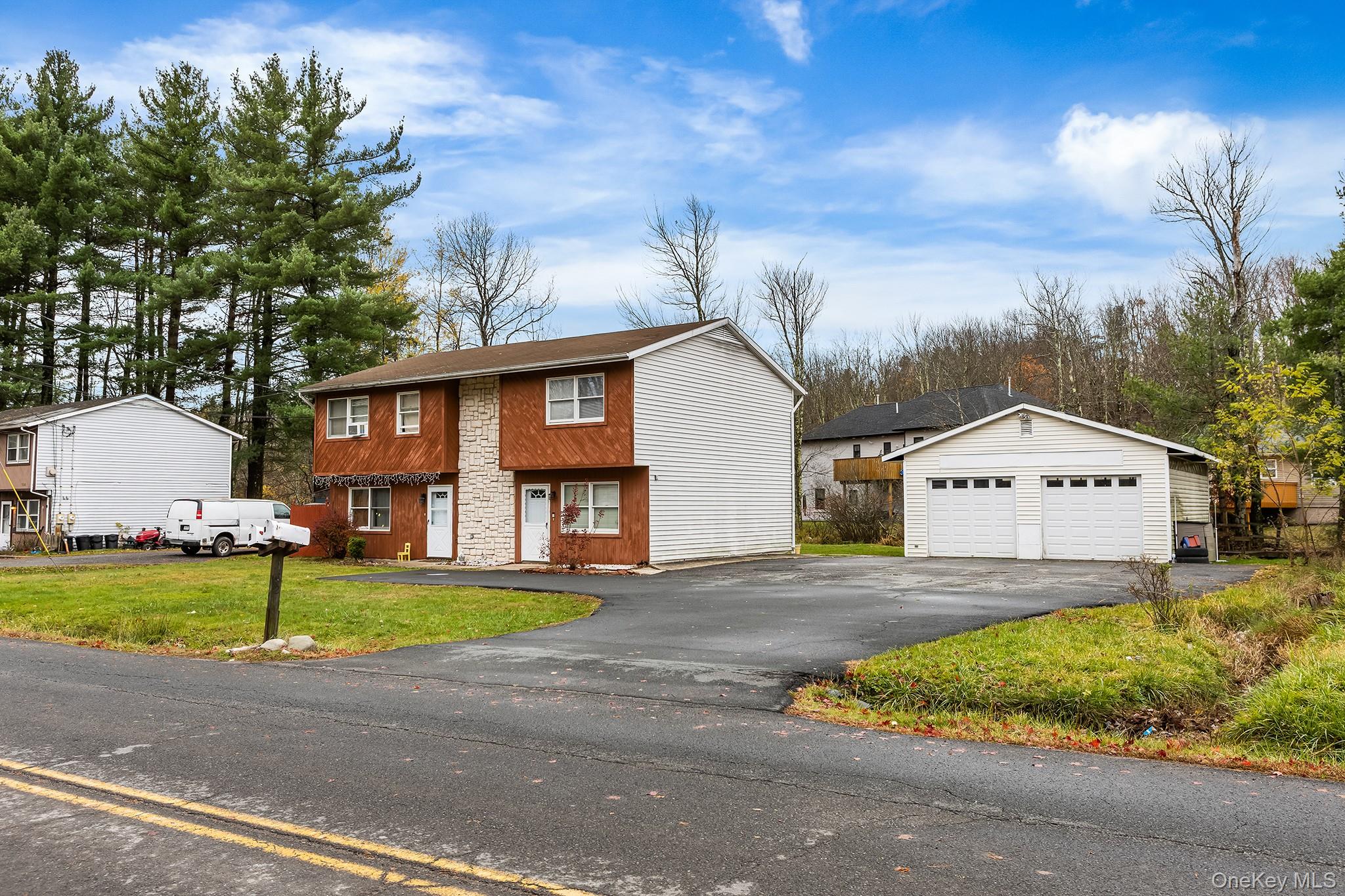 #2 photo, 162 Park Avenue, Monticello , NY 12701