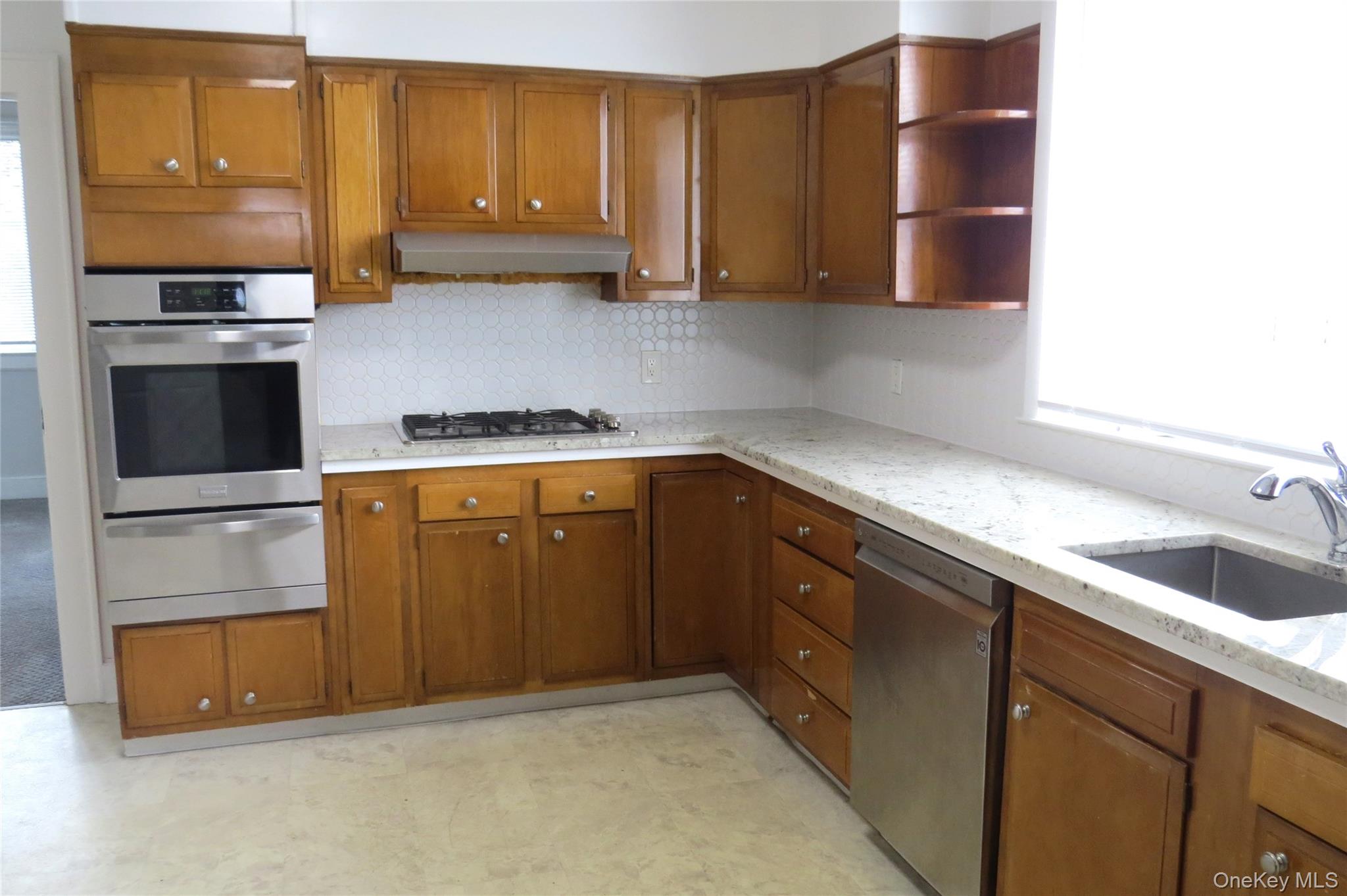 #7 photo, 86 Prospect St, Port Chester , NY 10573