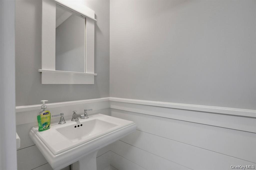 #19 photo, 46 N Chestnut Street, New Paltz , NY 12561