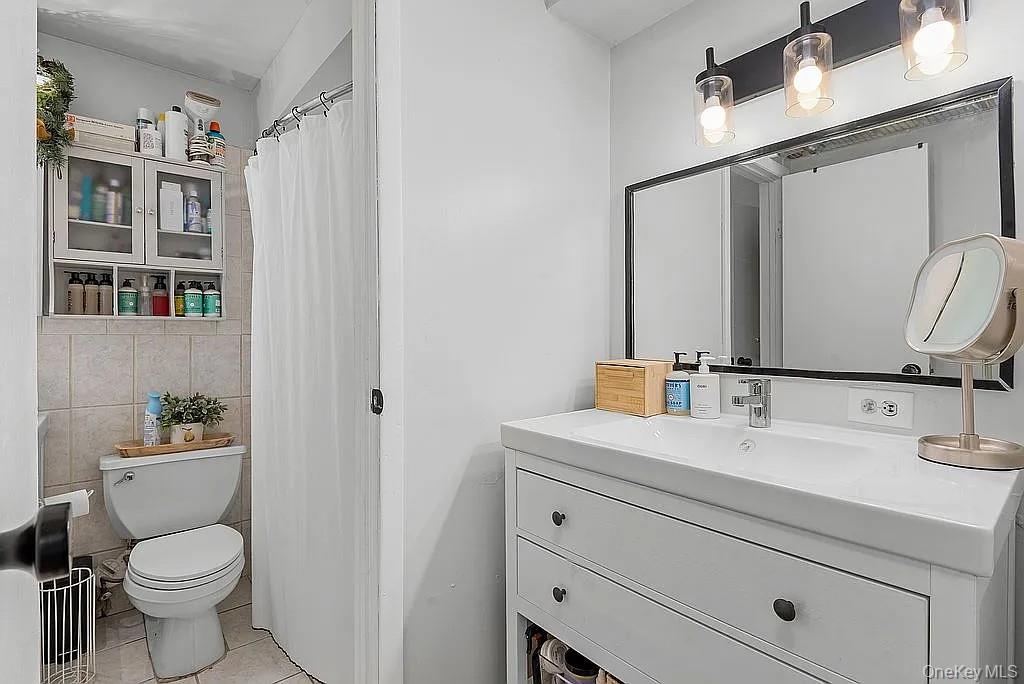 #8 photo, 844 Leland Avenue, ブロンクス区 Bronx , NY 10473