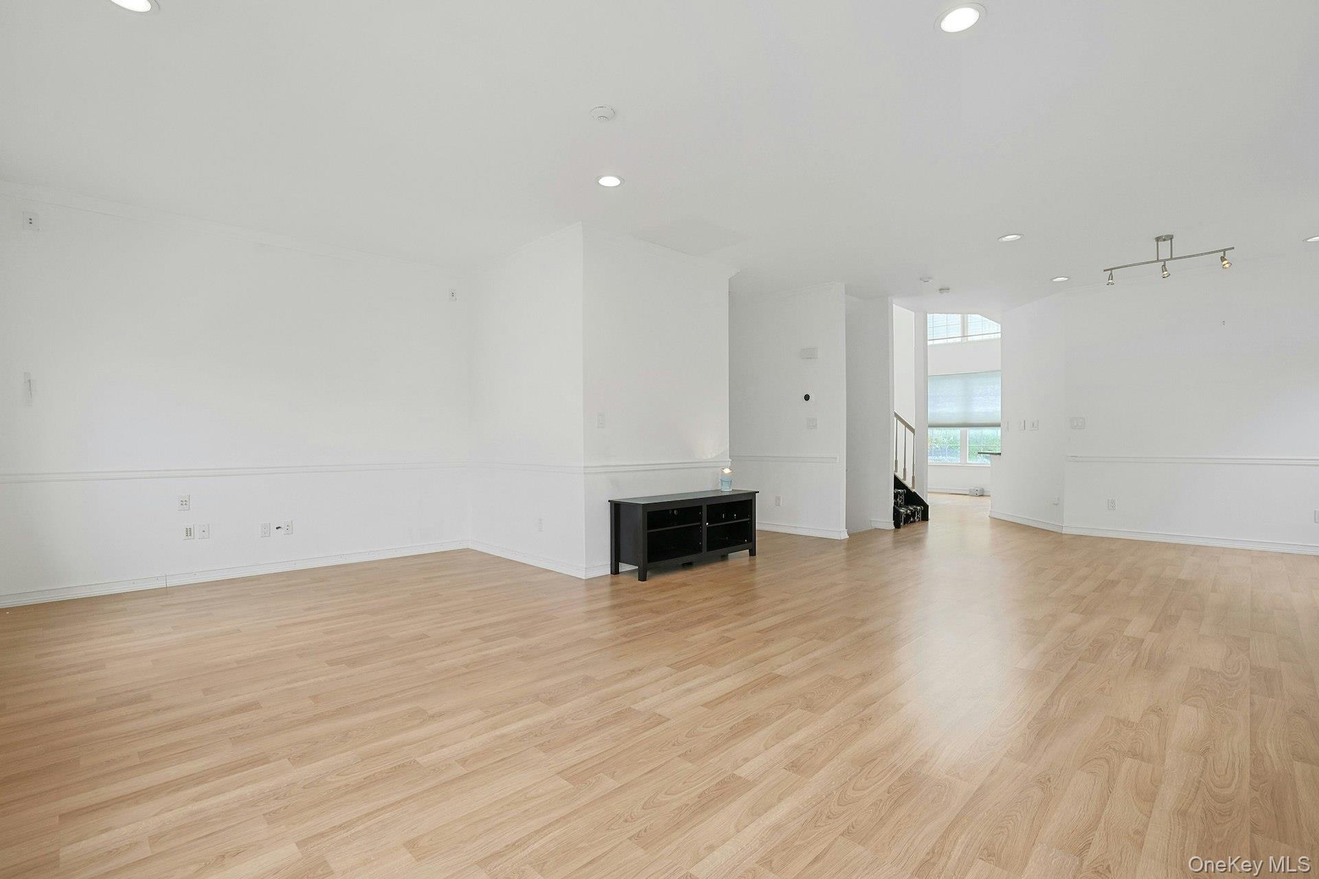 #9 photo, 1 Meadow Lane, Nanuet , NY 10954