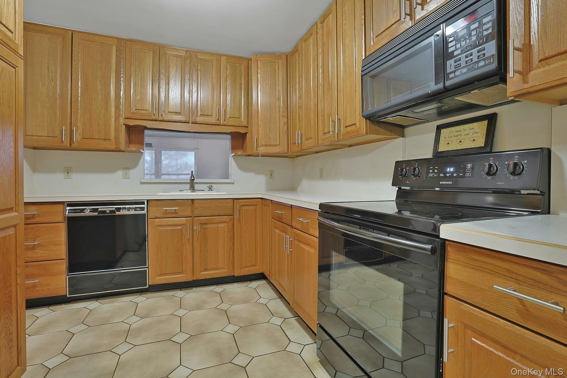 #13 photo, 21 Bruce Lane, Valhalla , NY 10595