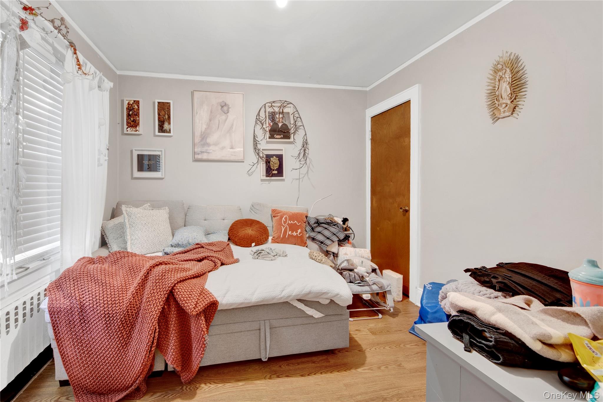 #5 photo, 72 Park Avenue, White Plains , NY 10603