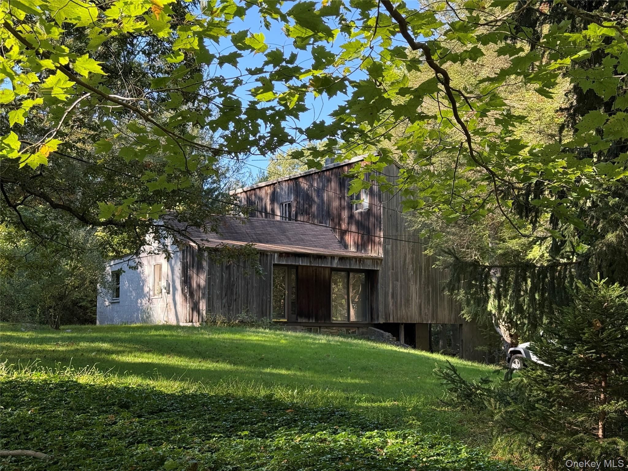 #2 photo, 98 Eastwoods Road, Pound Ridge , NY 10576