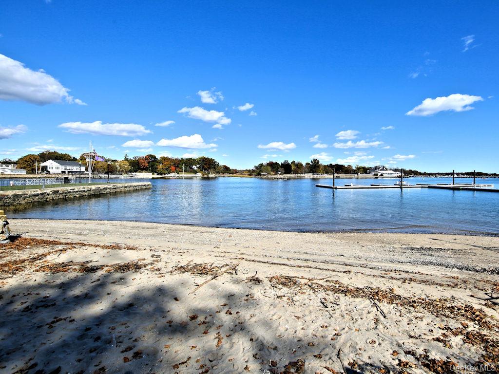 #13 photo, 490 Bleeker Avenue, Mamaroneck , NY 10543