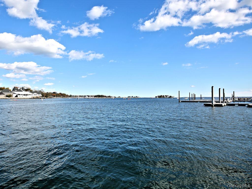 #18 photo, 490 Bleeker Avenue, Mamaroneck , NY 10543