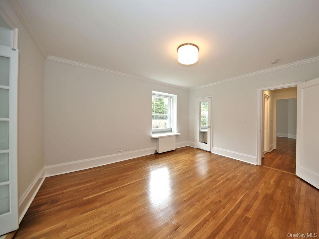 #7 photo, 490 Bleeker Avenue, Mamaroneck , NY 10543