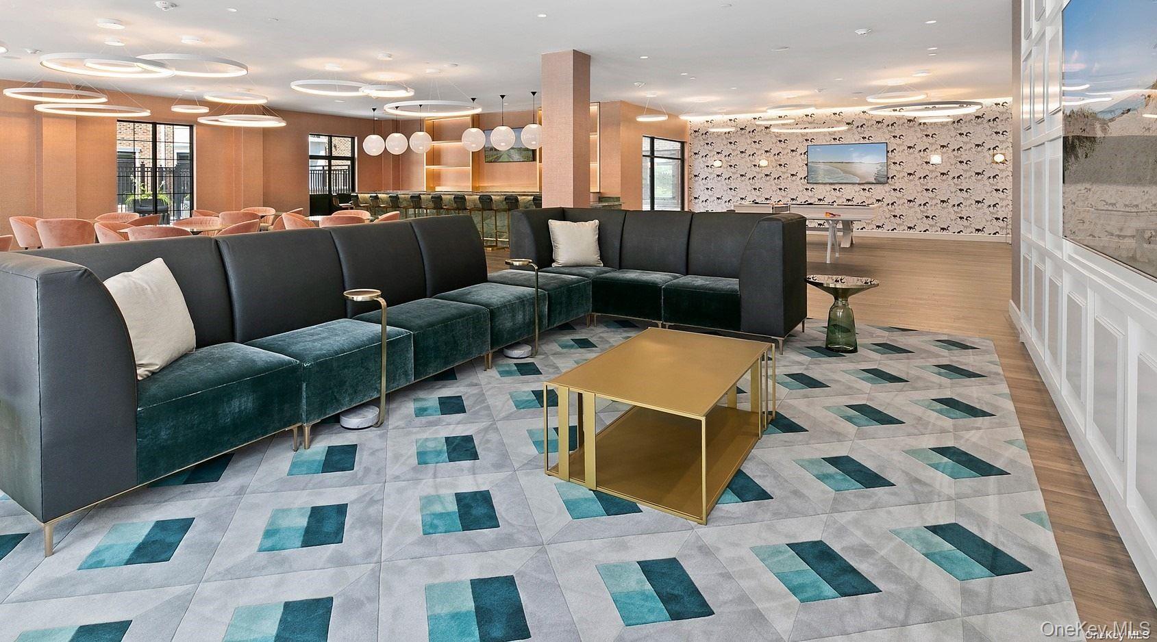 #14 photo, 695 Merrick Avenue, ナッソー郡 Westbury , NY 11590