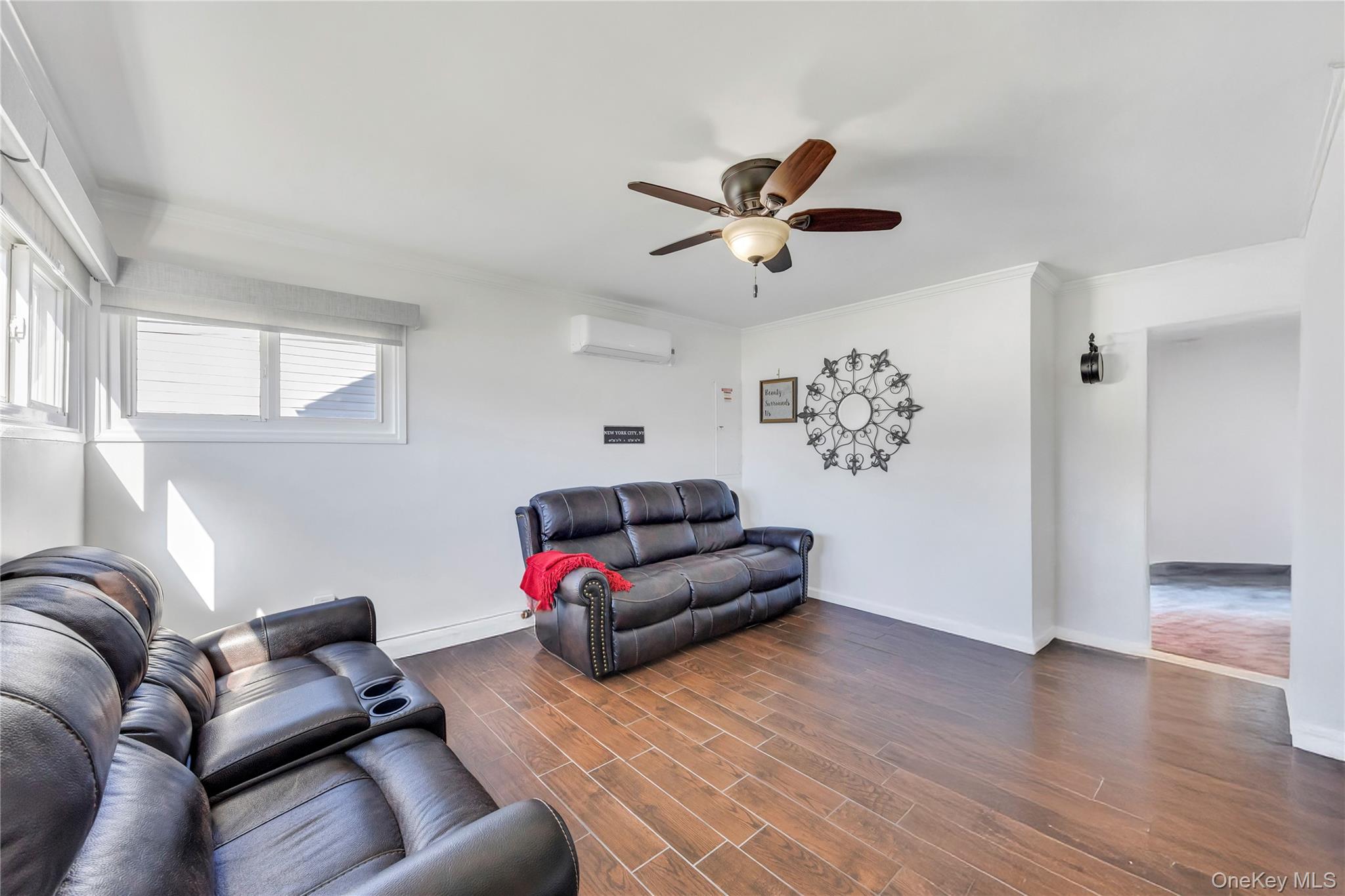 #4 photo, 20 Bridge Lane, ナッソー郡 Hicksville , NY 11801