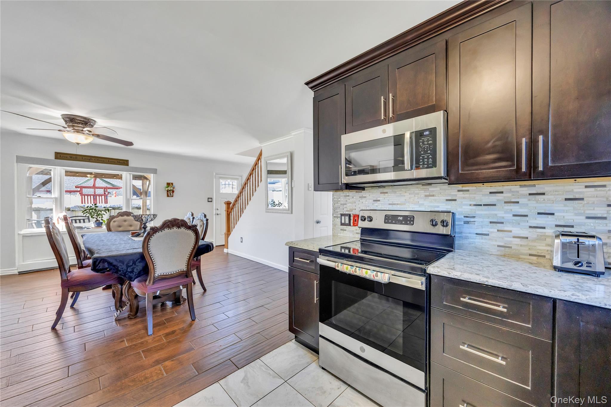 #8 photo, 20 Bridge Lane, ナッソー郡 Hicksville , NY 11801