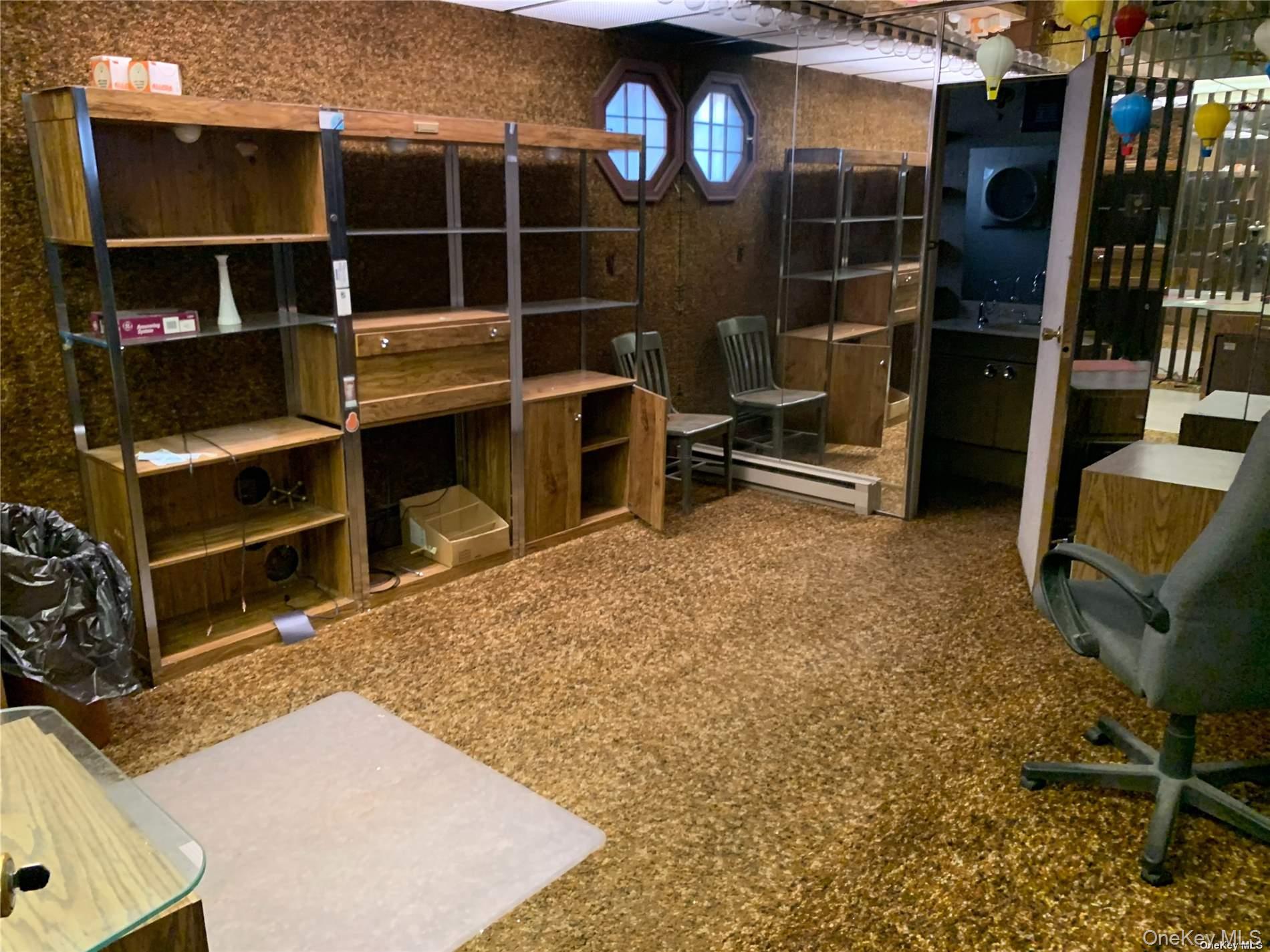 #2 photo, 504 Cherry Lane, ナッソー郡 Floral Park , NY 11001