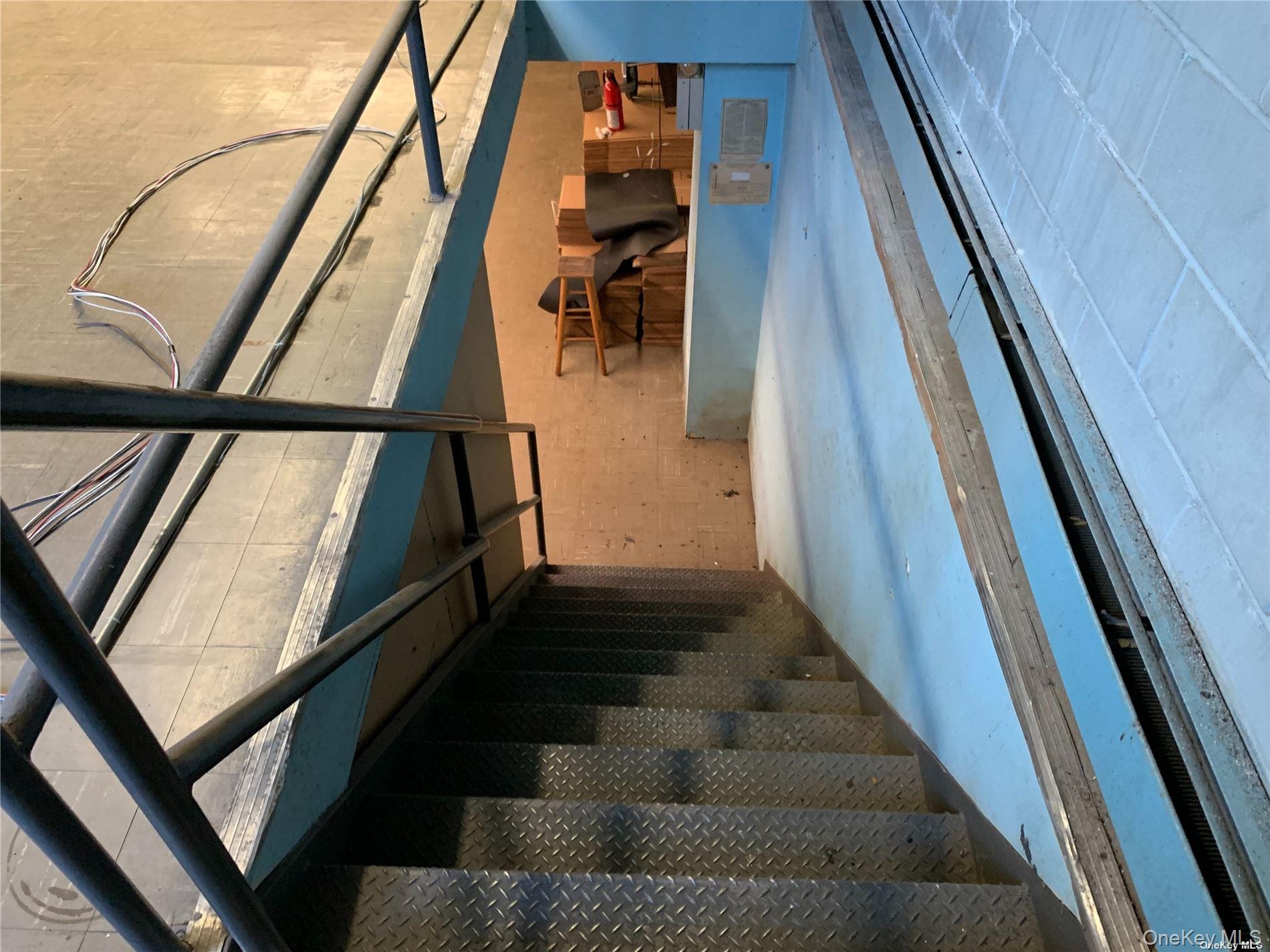 #5 photo, 504 Cherry Lane, ナッソー郡 Floral Park , NY 11001