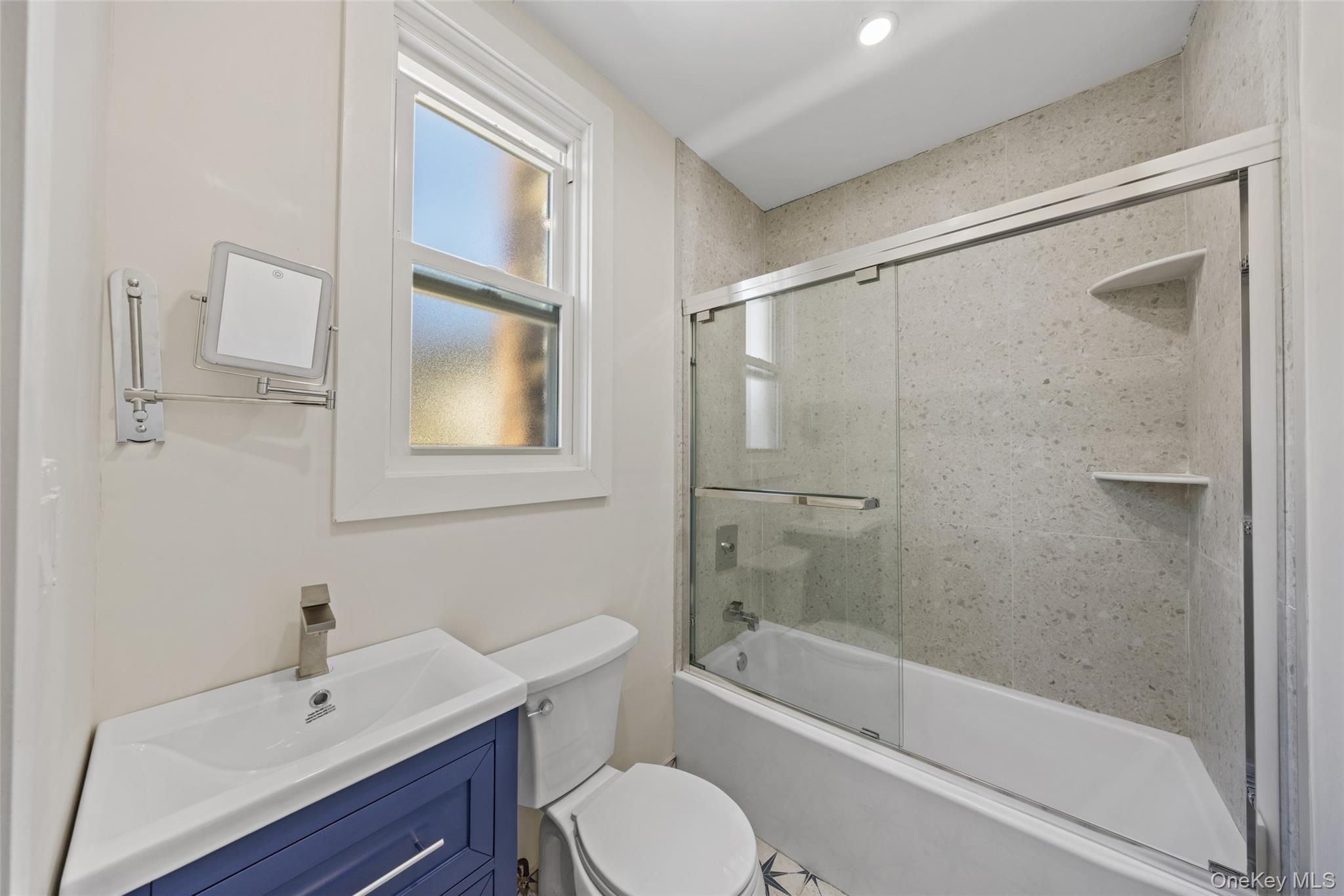 #10 photo, 109-10 157th Street, クイーンズ区 Jamaica , NY 11433