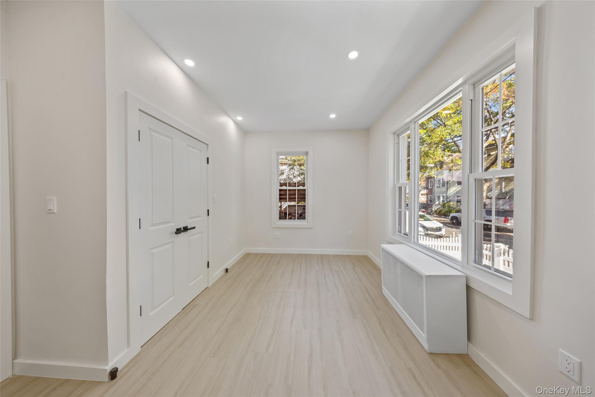 #11 photo, 109-10 157th Street, クイーンズ区 Jamaica , NY 11433