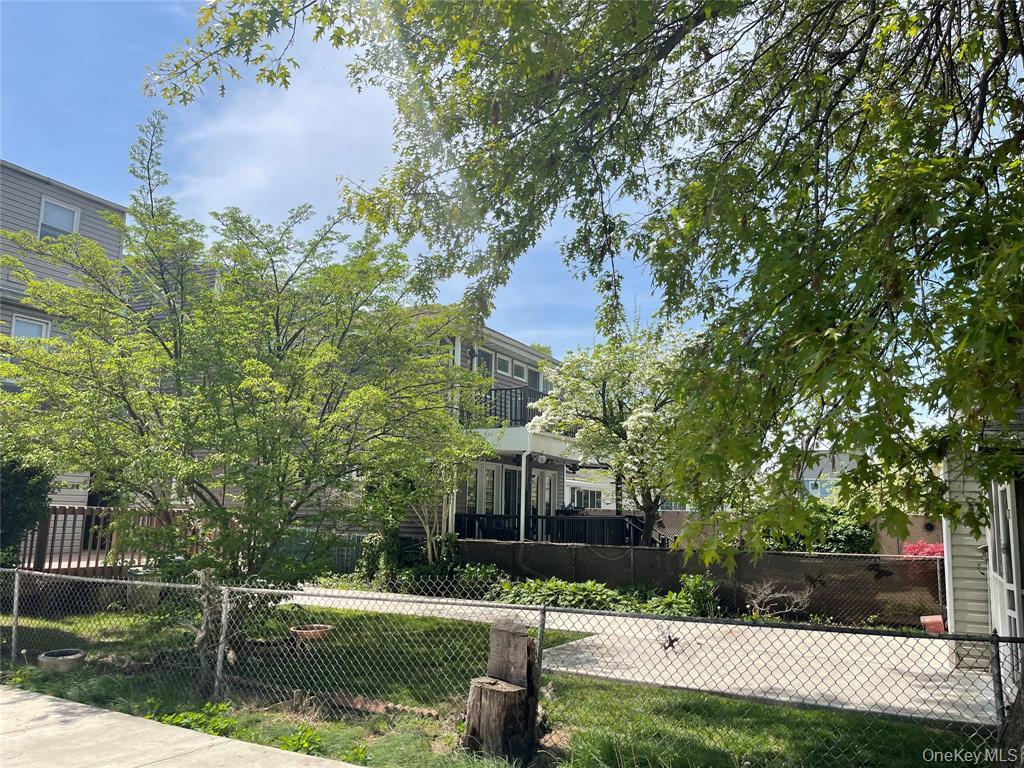 #17 photo, 248-29 88 Road, クイーンズ区 Bellerose , NY 11426