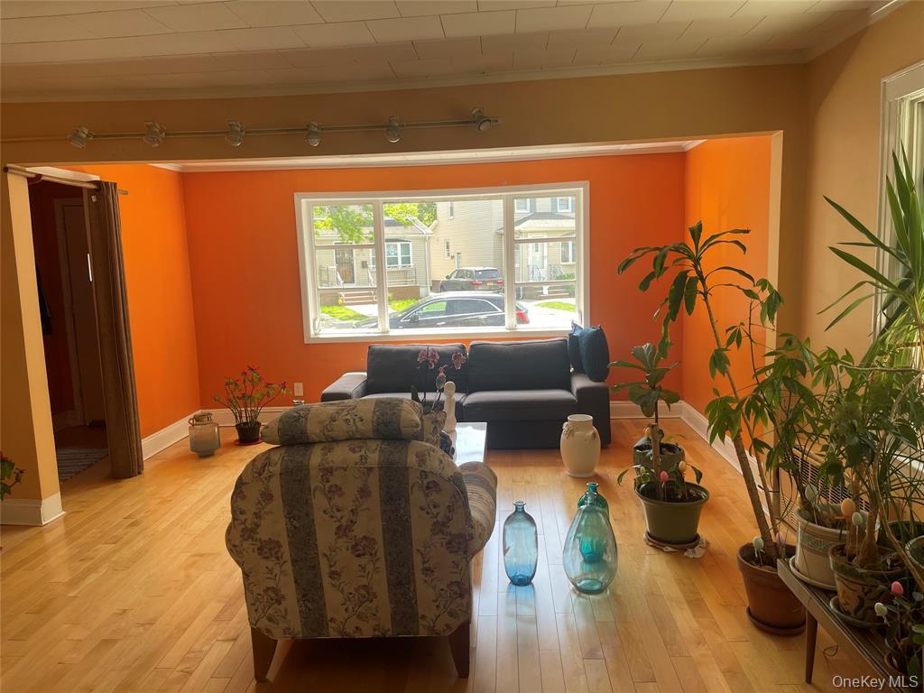 #2 photo, 248-29 88 Road, クイーンズ区 Bellerose , NY 11426