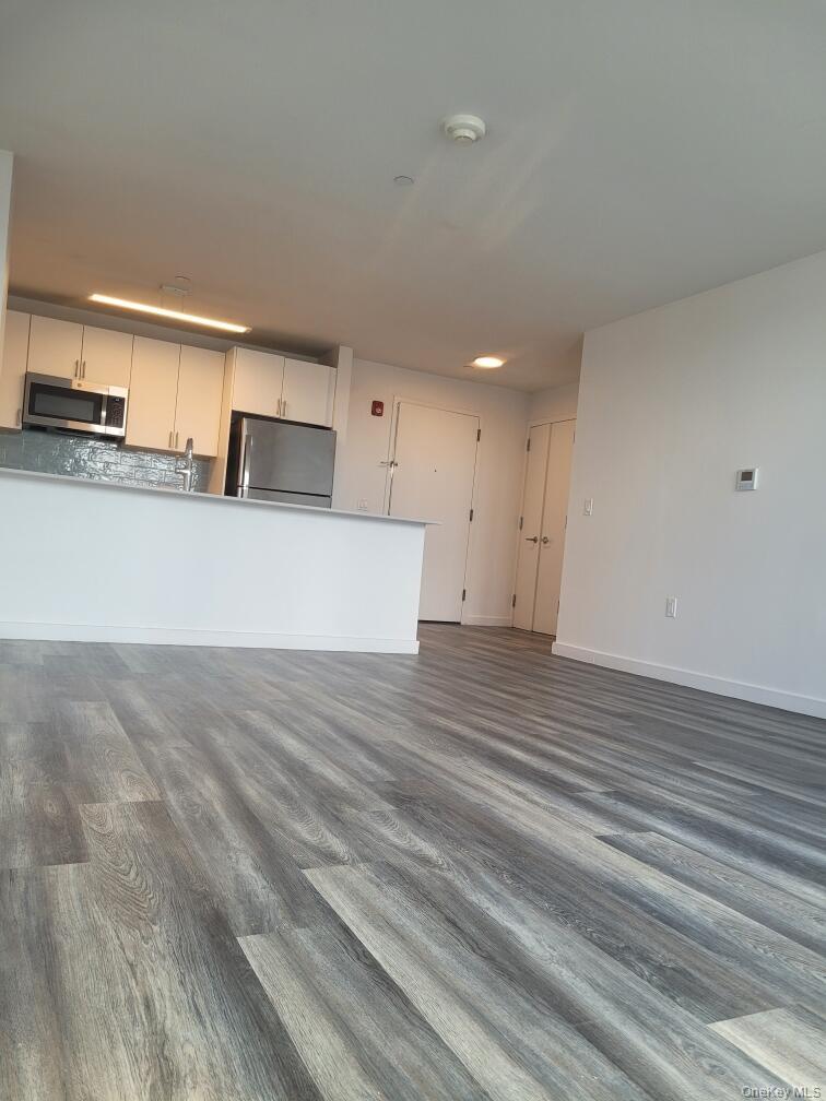 #4 photo, 221 E Main Street, Riverhead , NY 11901