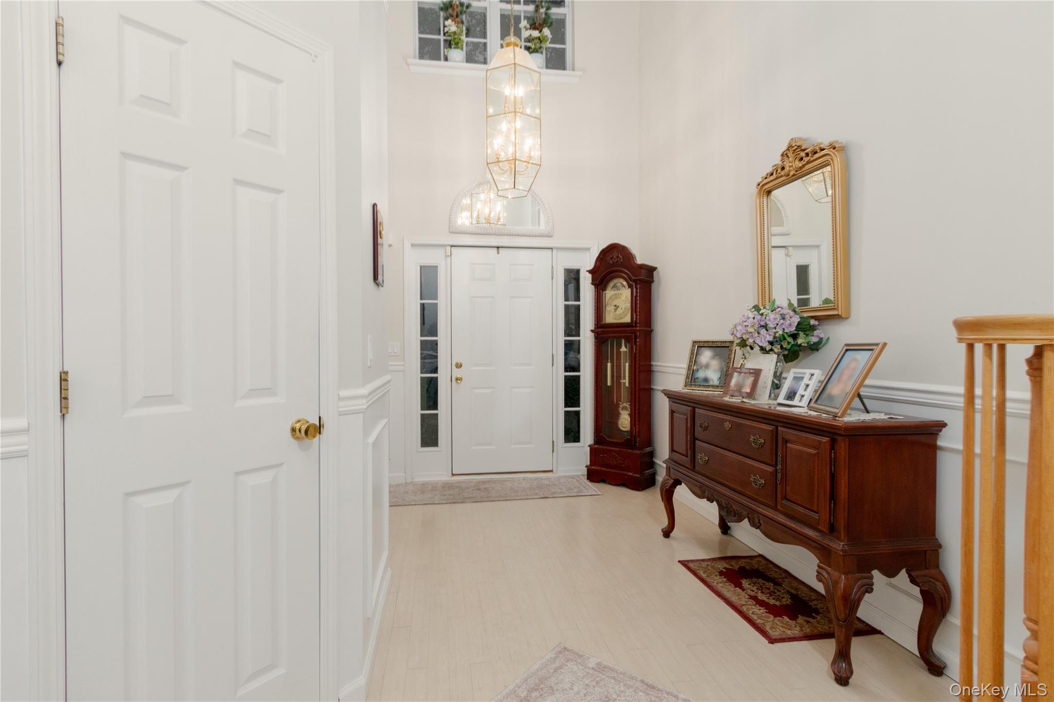 #4 photo, 17 Ariel Drive, サフォーク郡 Middle Island , NY 11953